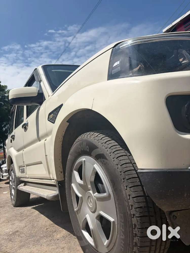 Mahindra Scorpio S11 Upgraded Diesel Manual 2019variant