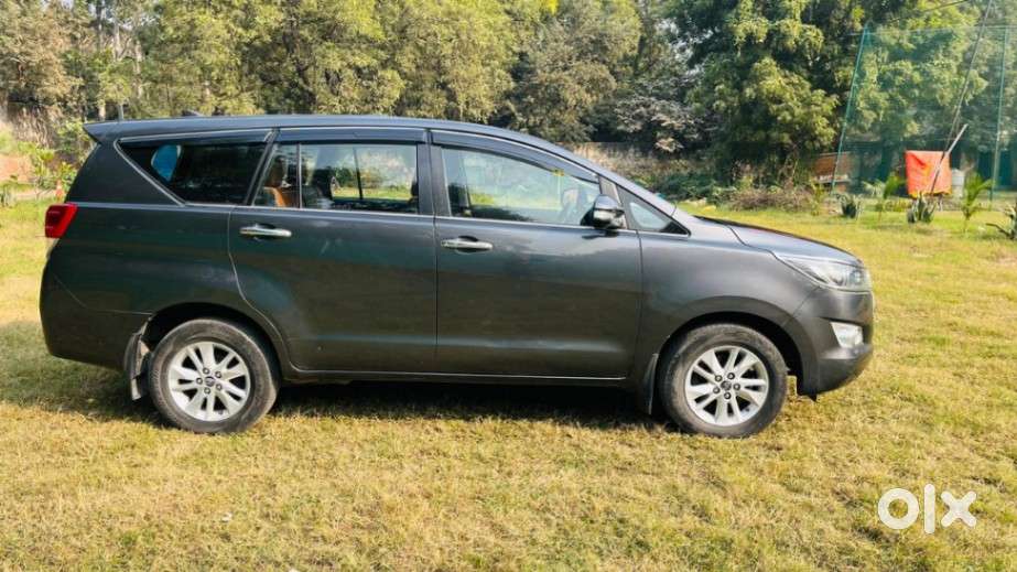 Toyota Innova Crysta 2.4 V, 2018, Diesel