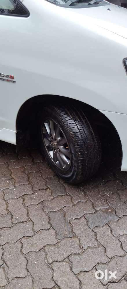 Toyota Innova 2.5 Vx 7 Str Bs-iii, 2014, Diesel