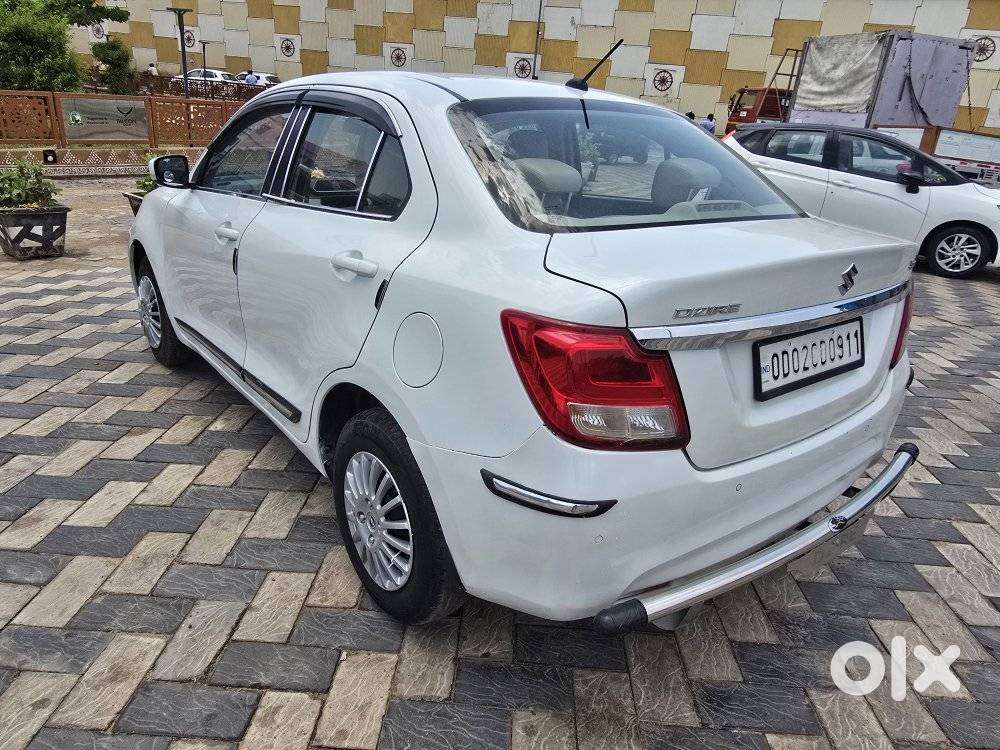 Maruti Suzuki Dzire 1.2 Vxi Amt, 2023, Petrol