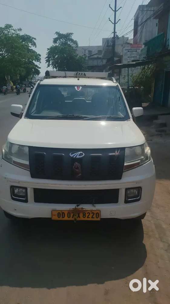 Mahindra Tuv 300 2018 Diesel 214000 Km Driven