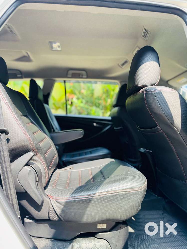 Toyota Innova Crysta [2020-ongoing] 2.4 Gx At 7 Str, 2020, Diesel