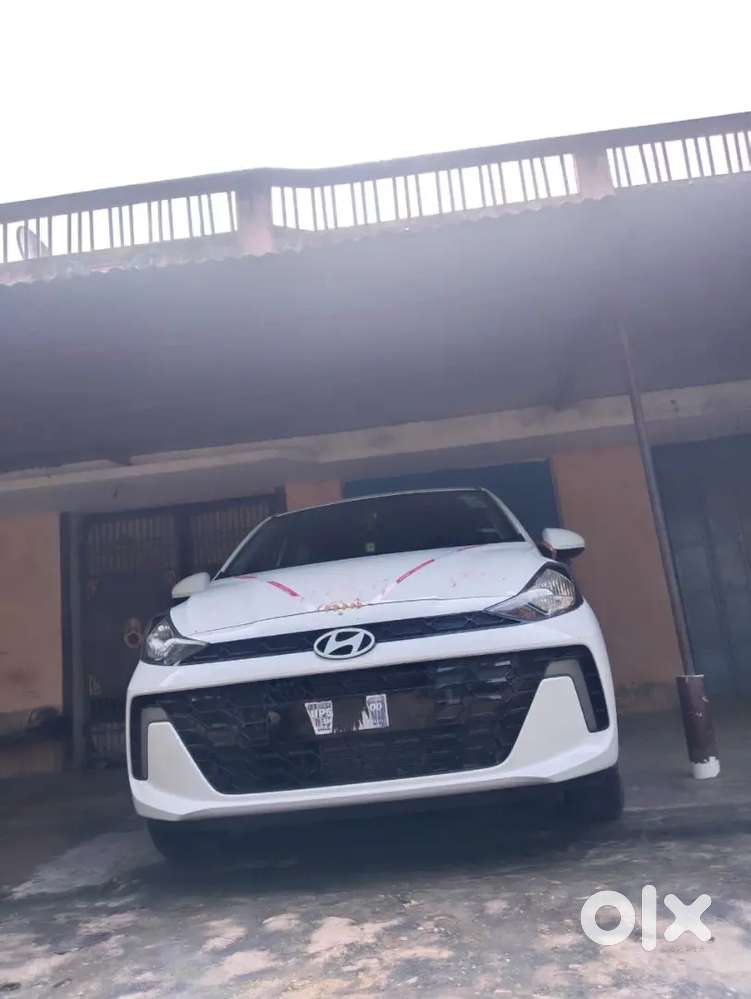 Hyundai Aura 2025 Cng & Hybrids 4500 Km Driven