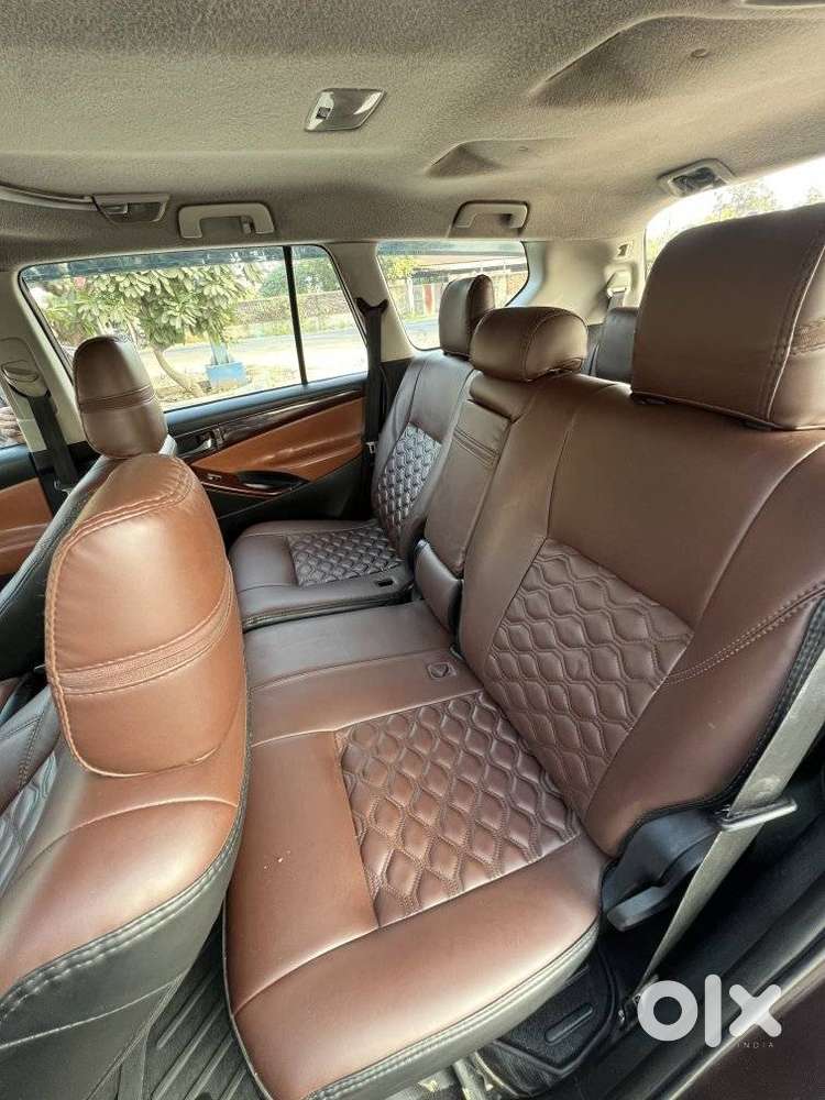 Toyota Innova Crysta 2.4 V 7 Str, 2017, Diesel