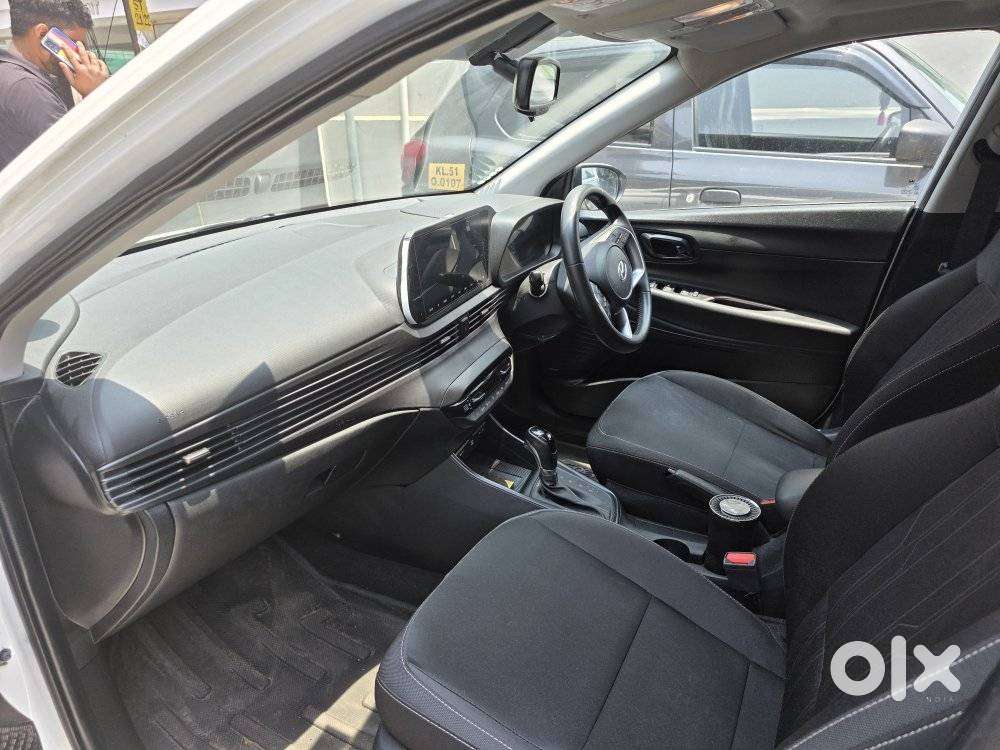 Hyundai I20 Asta (o) 1.2 Ivt, 2022, Petrol