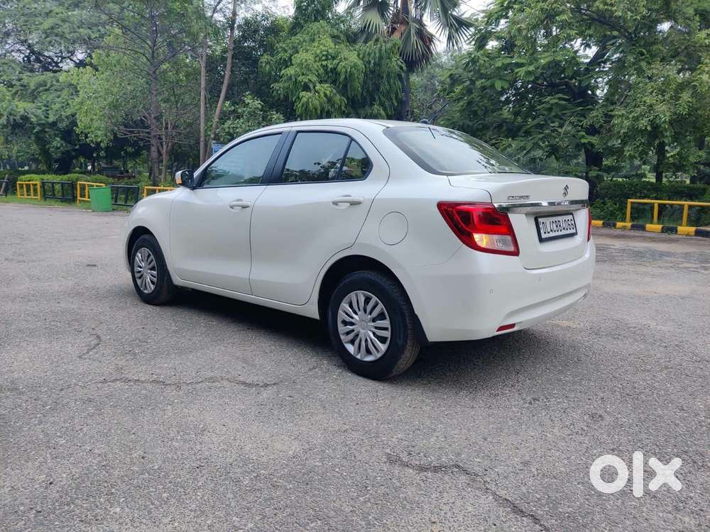Maruti Suzuki Dzire 1.2 Vxi, 2022, Petrol