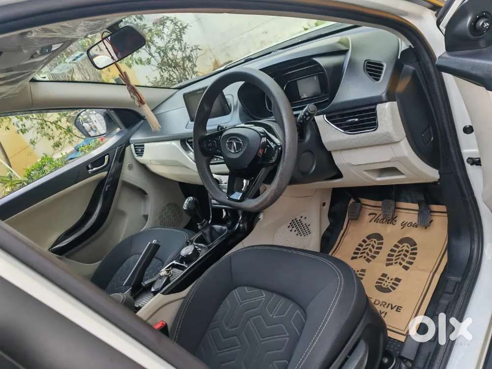Tata Nexon 1.2 2023 Manual Petrol