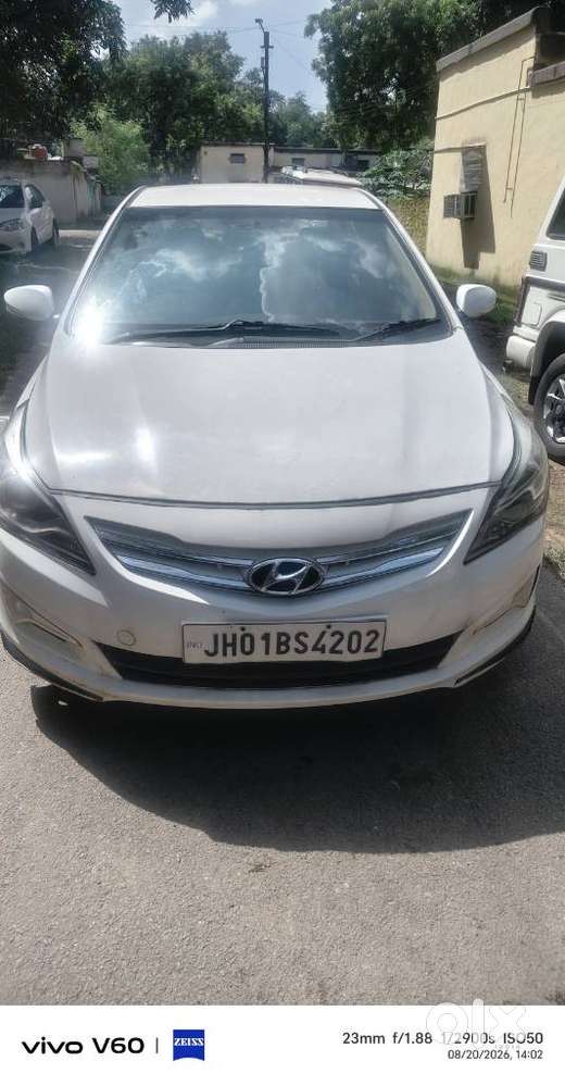 Hyundai Verna Crdi Vgt 1.5, 2015, Petrol