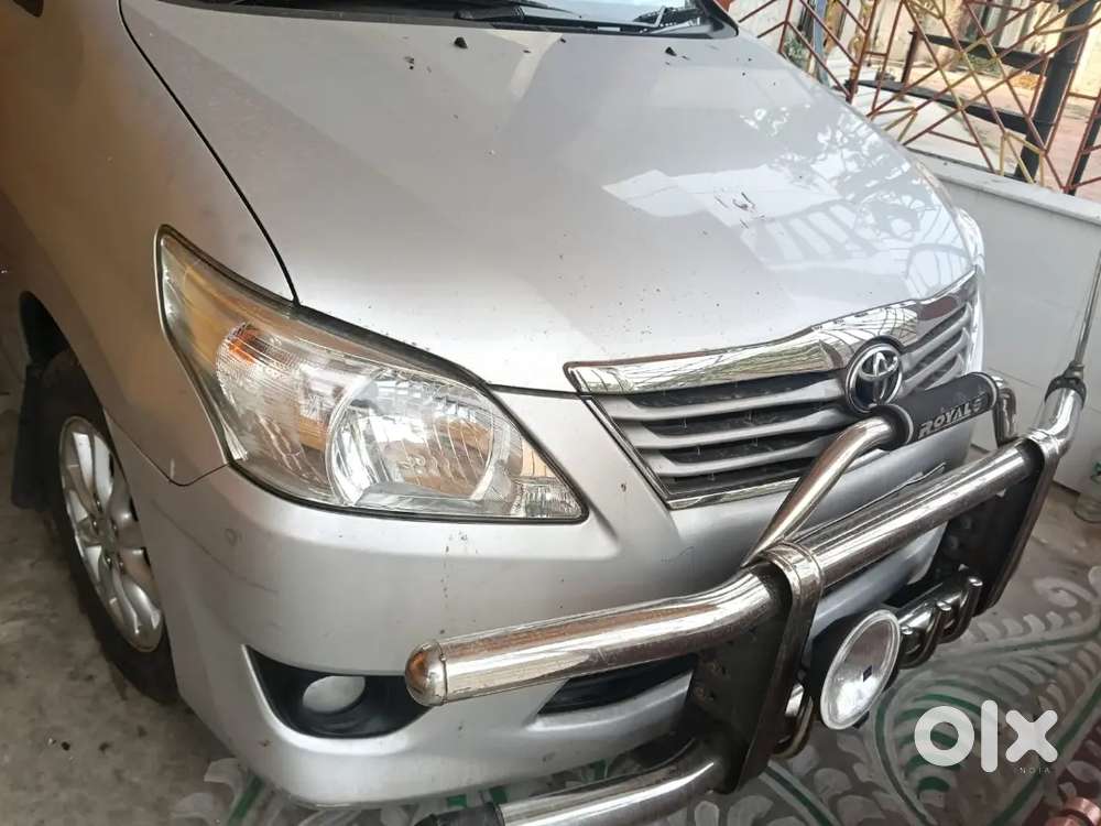 Toyota Innova 2012 Diesel 45000 Km Driven