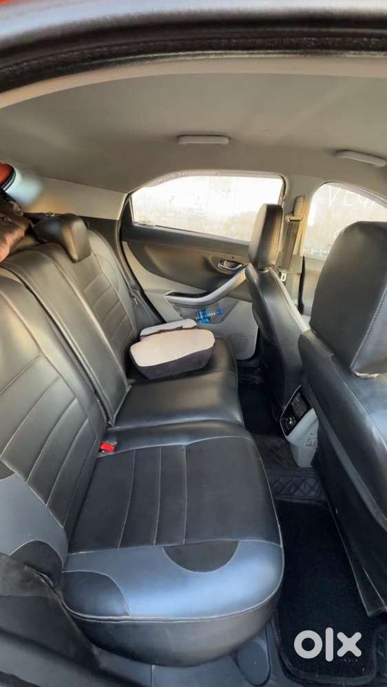 Tata Nexon Xza+ (top Model)  Automatic  Petrol  Well Maintained