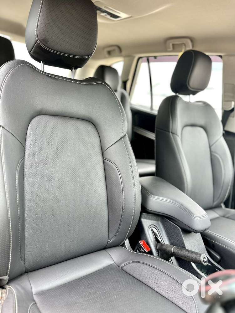 Tata Hexa 2.2 Xta 4x2 7 Str Dual Tone, 2018, Diesel