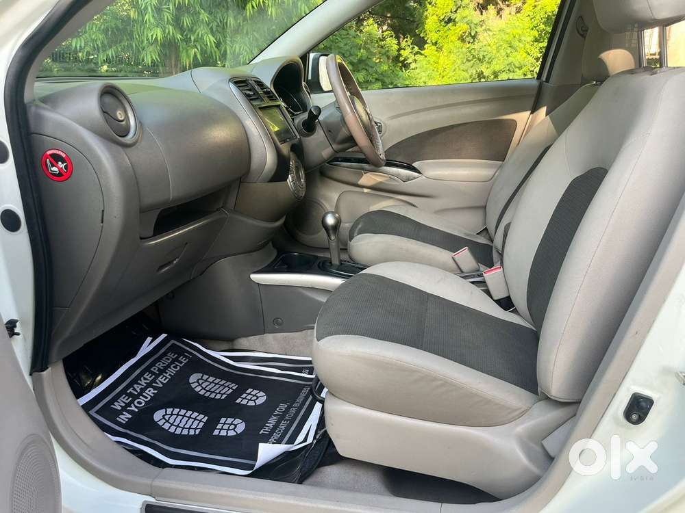 Renault Scala Rxl Petrol, 2015, Petrol