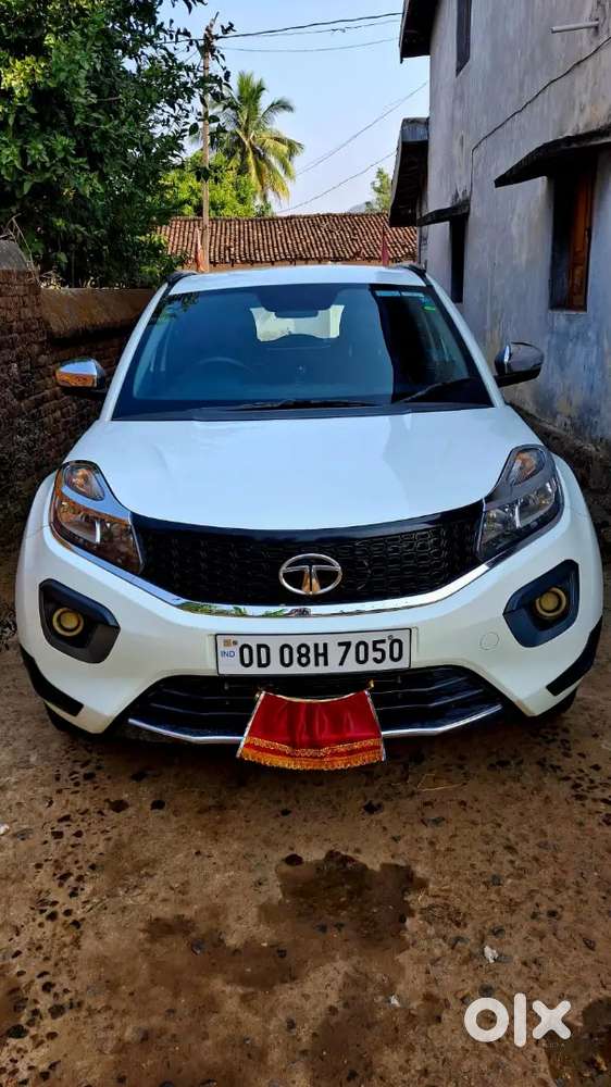 Tata Nexon 2017 Petrol Creative Plus
