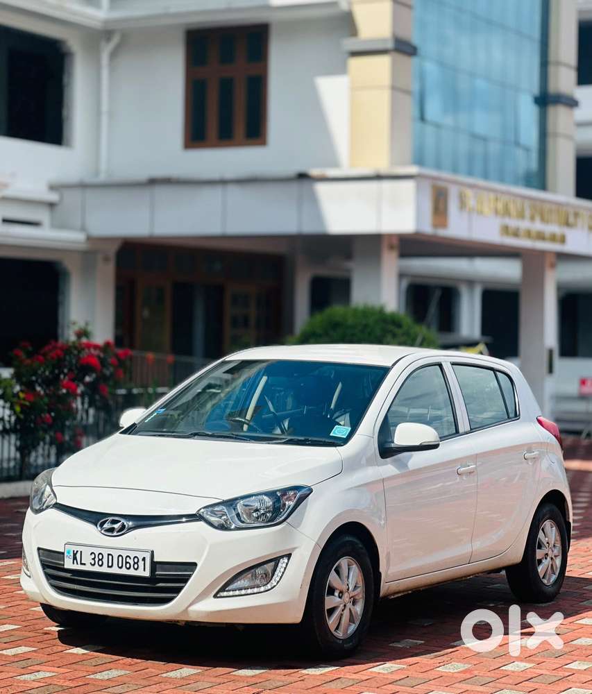 Hyundai I20 Sportz 1.2 Bs-iv, 2013, Petrol
