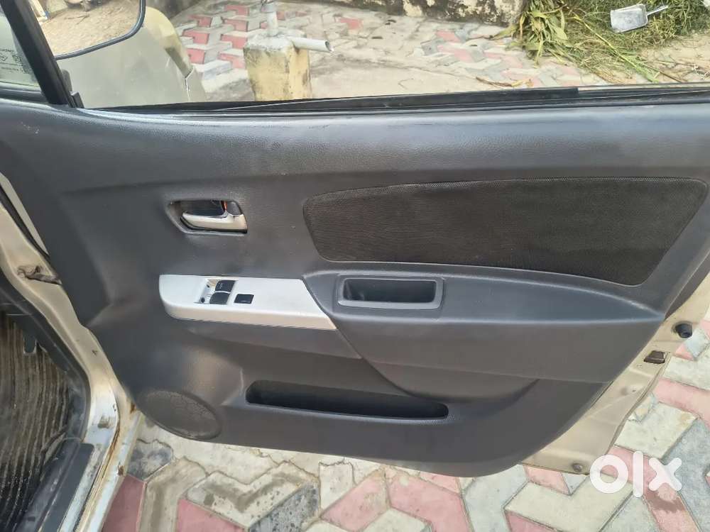 Maruti Suzuki Wagon R 2012 All Ok Condition Tyre 2 Month Old