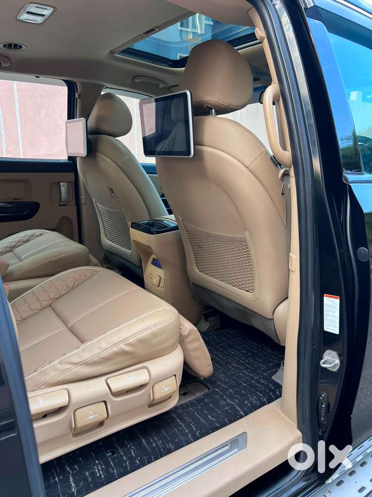 Kia Carnival Limousine Plus 7 Str, 2022, Diesel
