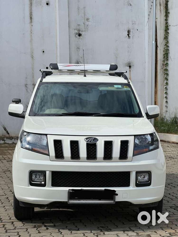 Mahindra Tuv 300 T10, 2018, Diesel