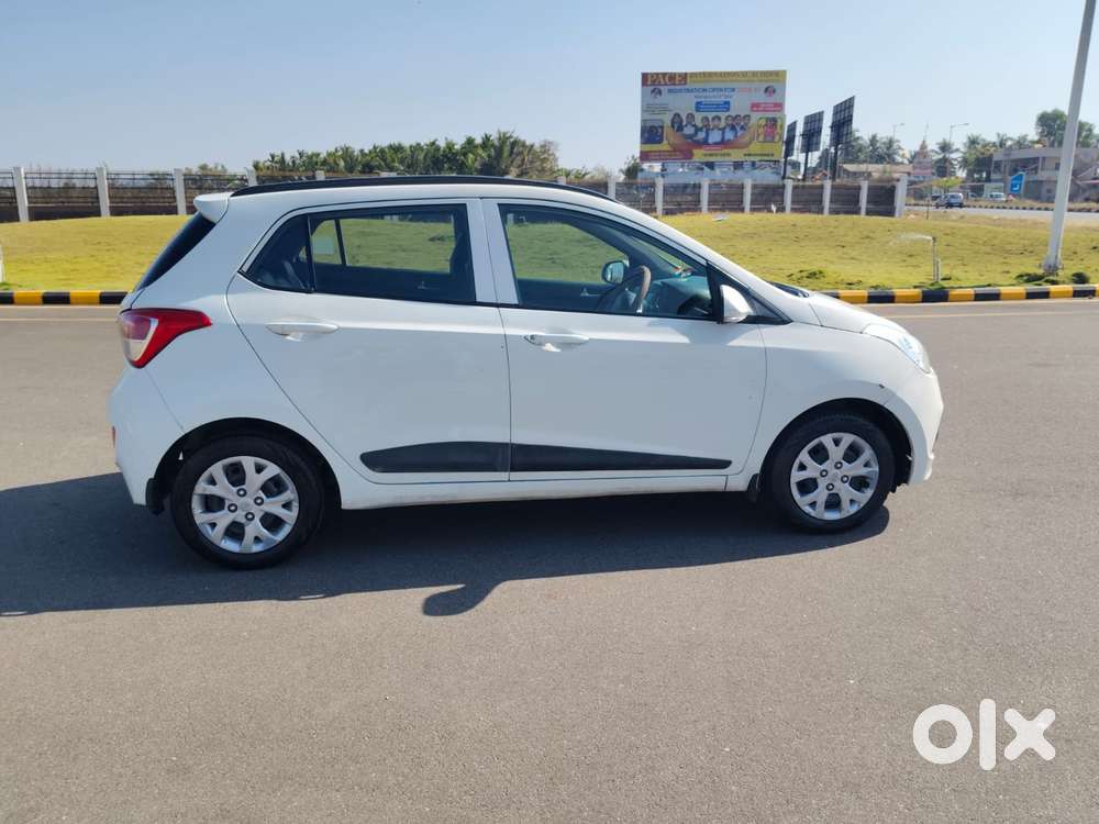 Hyundai Grand I10 2016-2017 Sportz Plus, 2016, Petrol