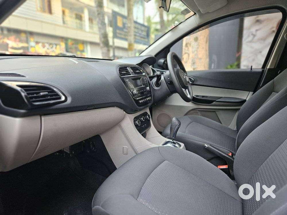 Tata Tiago 1.2 Revotron Xza, 2017, Petrol
