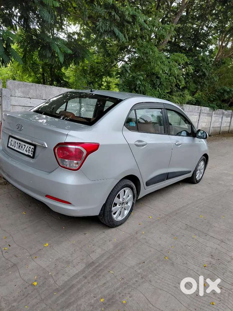Hyundai Xcent Diesel 2015 New Tayrs