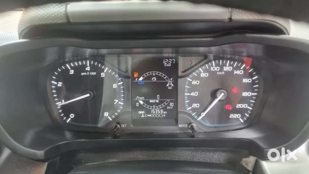 Tata Altroz Xe Petrol, 2021, Petrol
