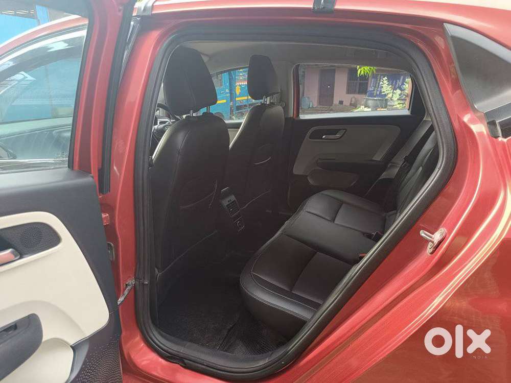 Tata Altroz 1.2 Xz Urban Petrol, 2022, Petrol