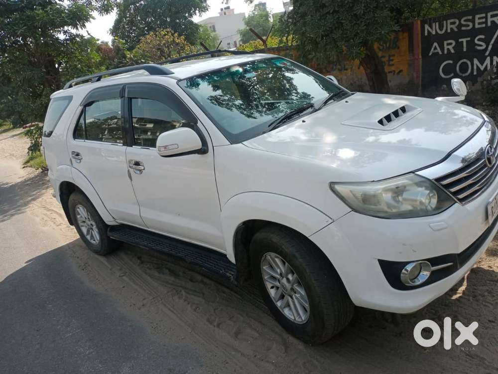 Toyota Fortuner 3.0 4x4 Manual, 2012, Diesel