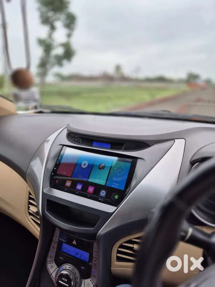 Hyundai New Elantra 2012