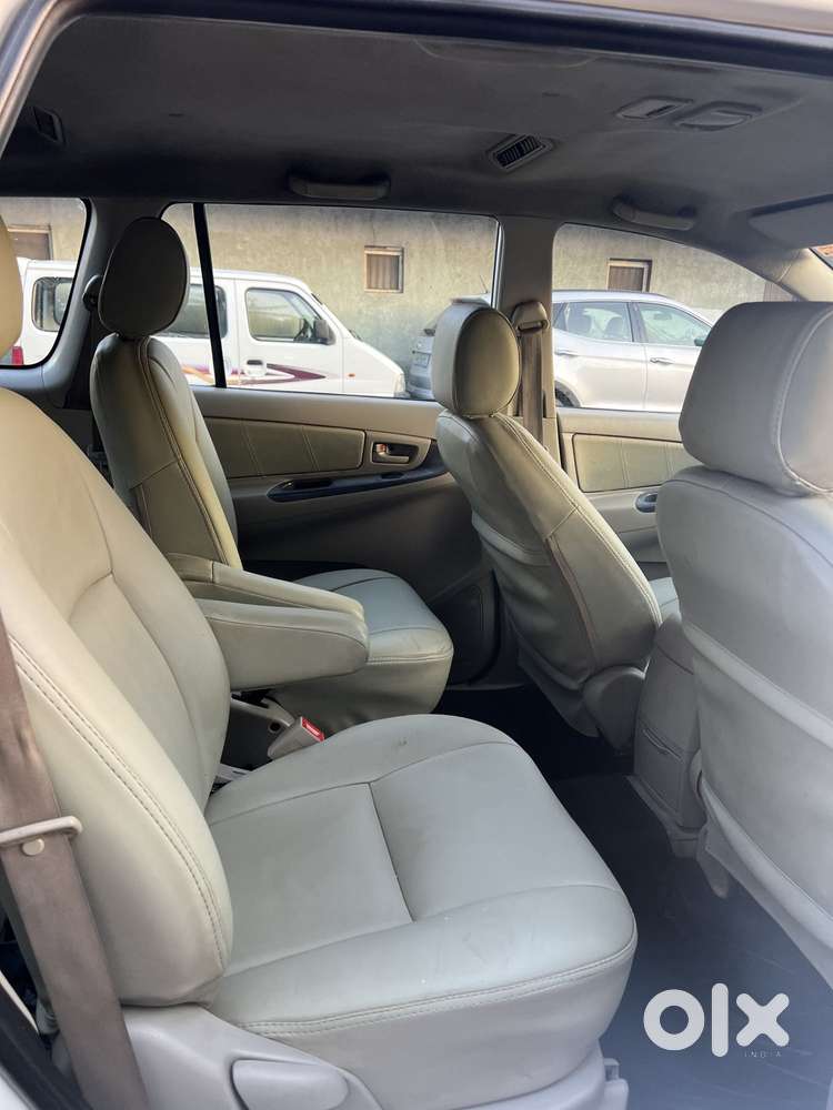 Toyota Innova 2.5 G (diesel) 7 Seater, 2014, Diesel