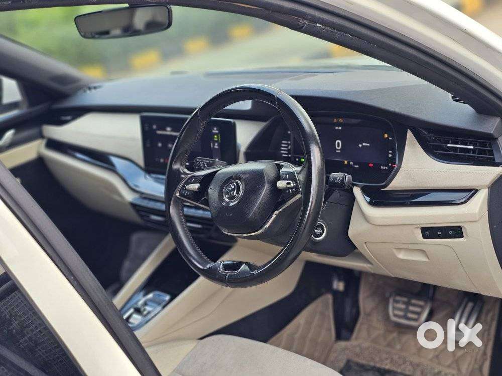 Skoda Octavia, 2021, Petrol