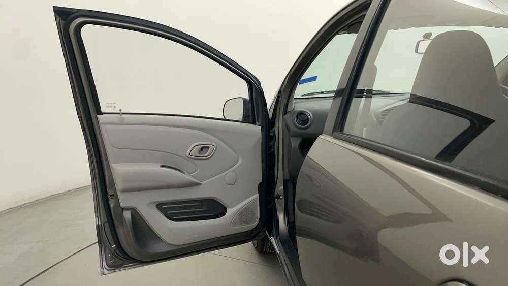 Datsun Redigo T Option, 2016, Petrol