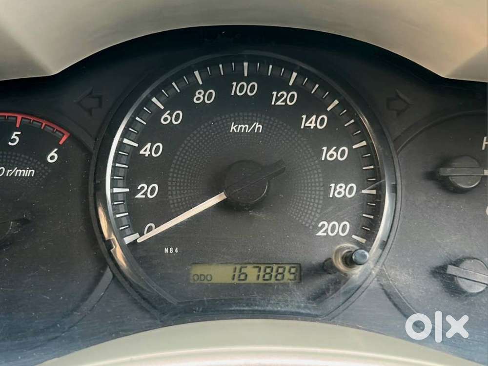 Toyota Innova 2.5 G (diesel) 8 Seater, 2012, Diesel