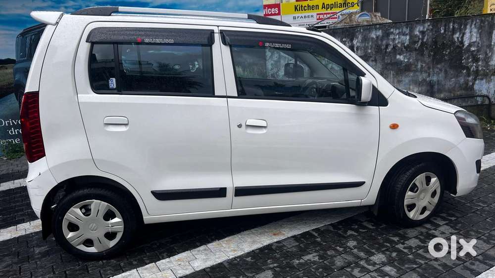Maruti Suzuki Wagon R Vxi, 2015, Petrol