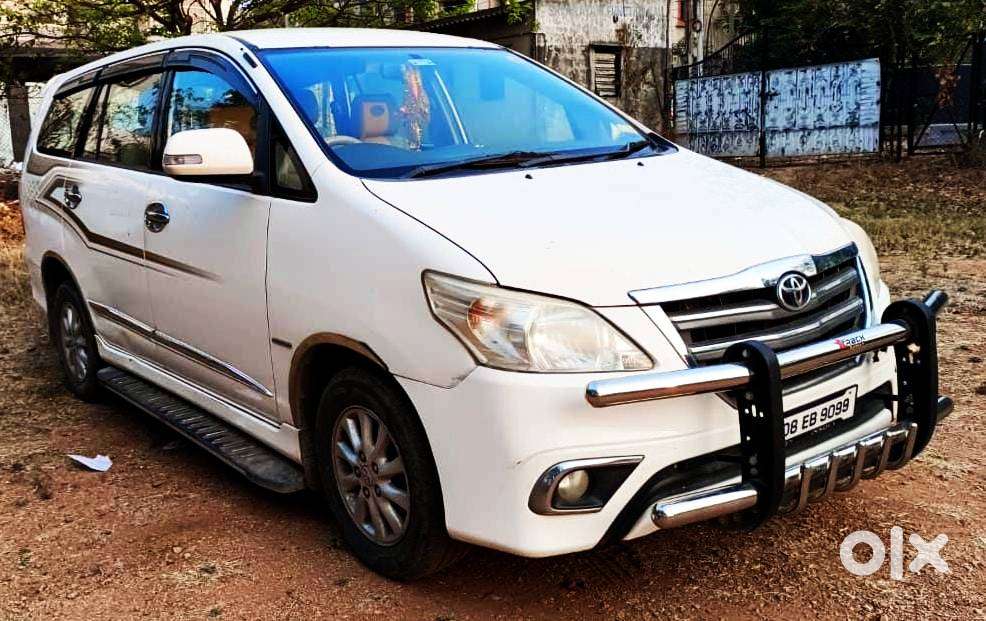 Toyota Innova, 2014
