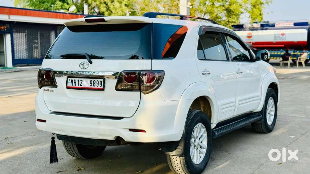Toyota Fortuner 2013 Diesel Well Maintained Singal Hand Use New Tyres