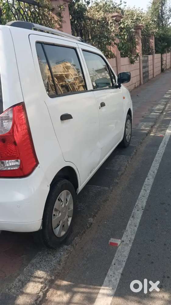 Maruti Suzuki Wagon R 1.0 2015 Cng & Hybrids 180000 Km Driven