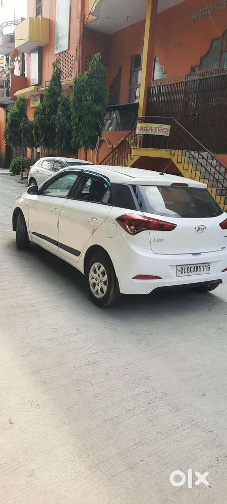 Hyundai I20 Petrol Cvt Magna Executive, 2015, Petrol