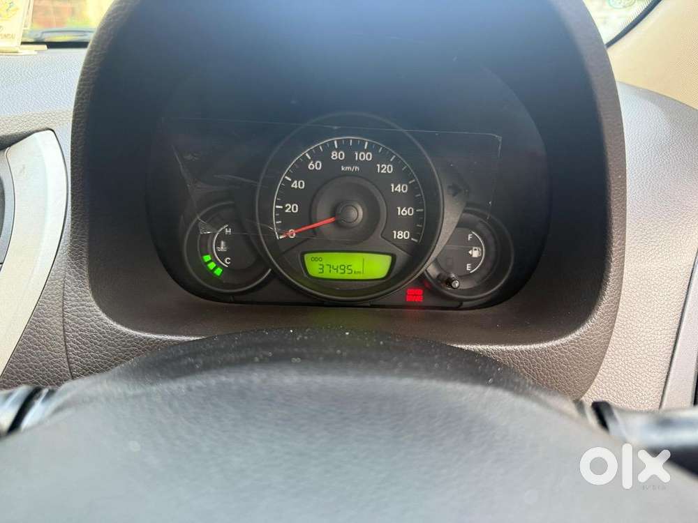 Hyundai Eon 2012 Petrol Well Maintained