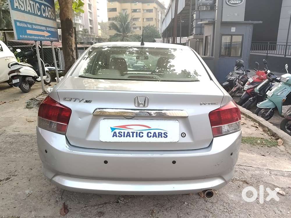 Honda City V At Exclusive, 2011, Petrol