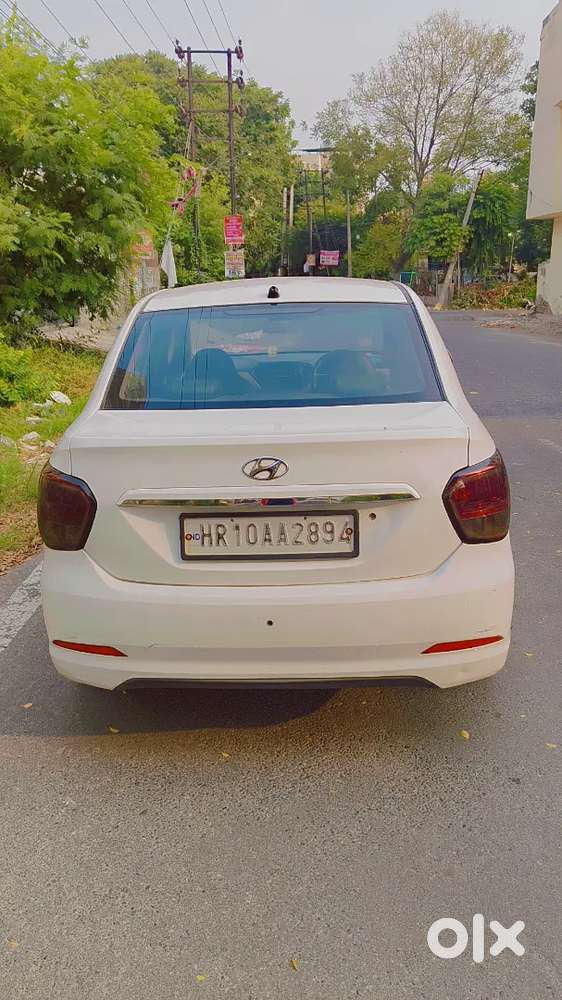 Hyundai Xcent Celebration 2016 With 160000 Km Driven