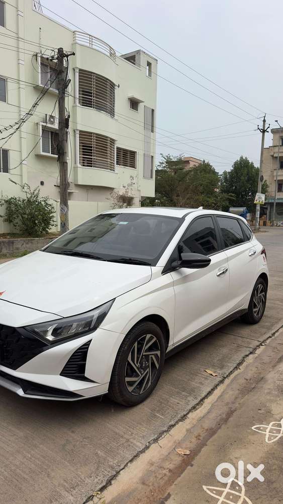 Hyundai I20 Asta (o) 1.2 Ivt, 2023, Petrol
