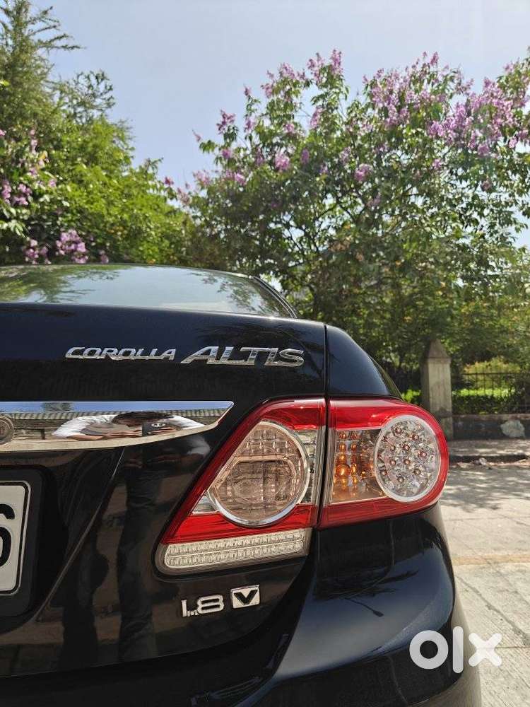 Toyota Corolla Altis [2011-2014] 1.8 Vl At, 2013, Petrol