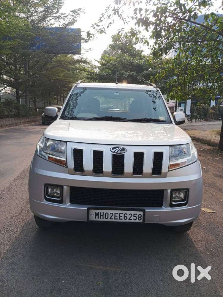 Mahindra Tuv 300 T8, 2016