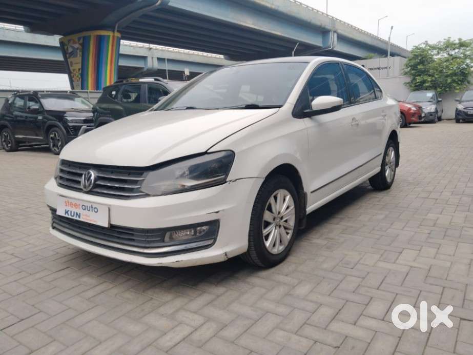 Volkswagen Vento Petrol Highline At, 2016, Petrol