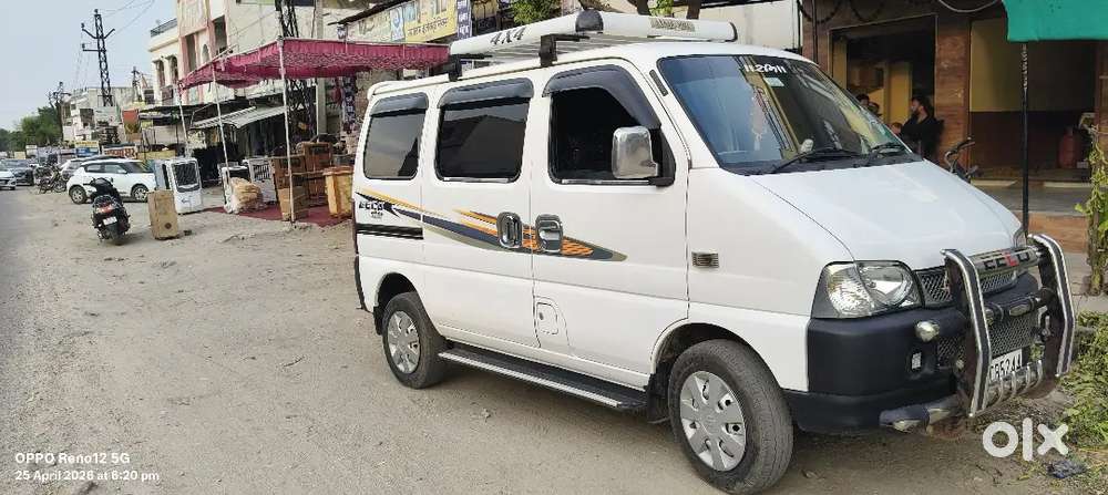 Well Condition Full Original Car And All Accessories Complete Feeting