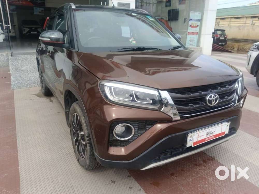 Toyota Urban Cruiser 1.5 Premium Grade Dual Tone Mt, 2022, Petrol