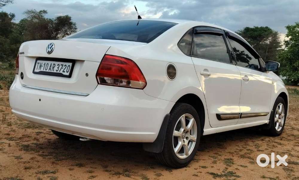 Volkswagen Vento 2010-2013 Petrol Highline, 2014, Petrol