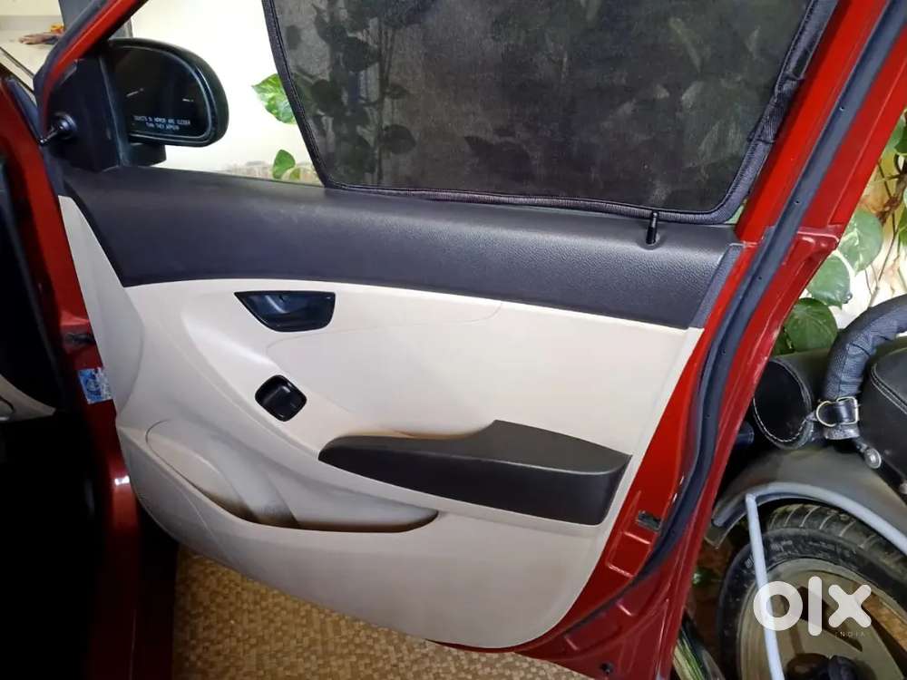 Hyundai Eon Magna 2013 Petrol