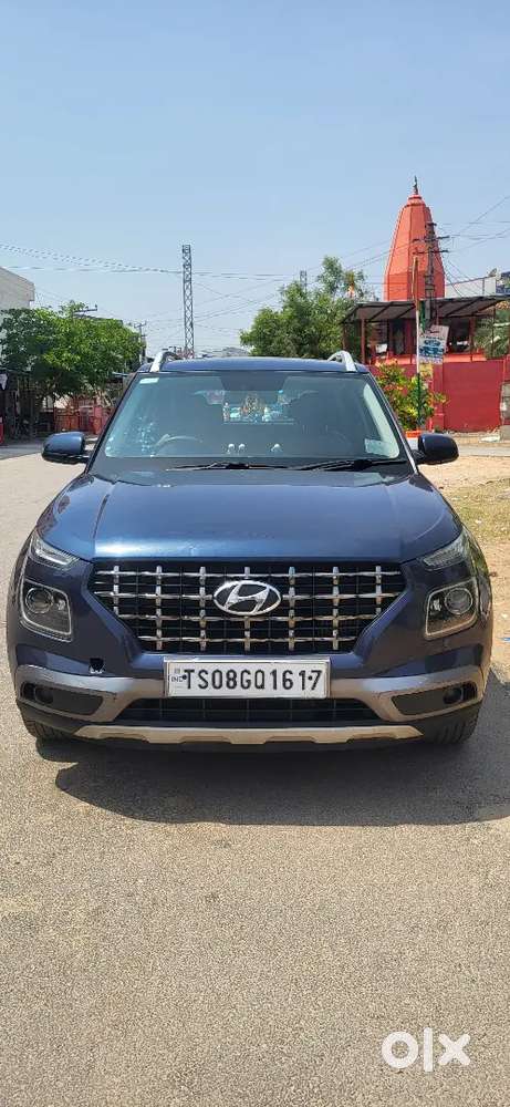Hyundai Venue 2019 Diesel 119000 Km Driven Only Genuine Buyers,