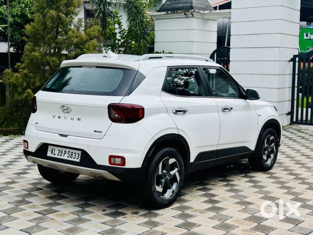 Hyundai Venue 1.0 Sx (o) Turbo Dct, 2019, Petrol